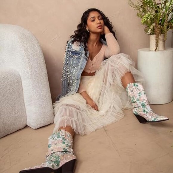 Rhinestone Mid Calf Pointed Toe Chunky Heel Cowgirl Boots - Picture 3 of 6